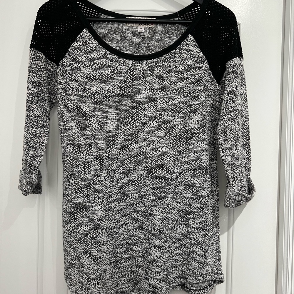 🖤 Very cute shirt